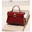 2025 Exclusive Red Bridal Bag – Elegant Hand-Carry for the Bride