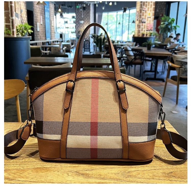 2025 Shell-Shape Handbag – Premium Fabric & Genuine Leather Blend